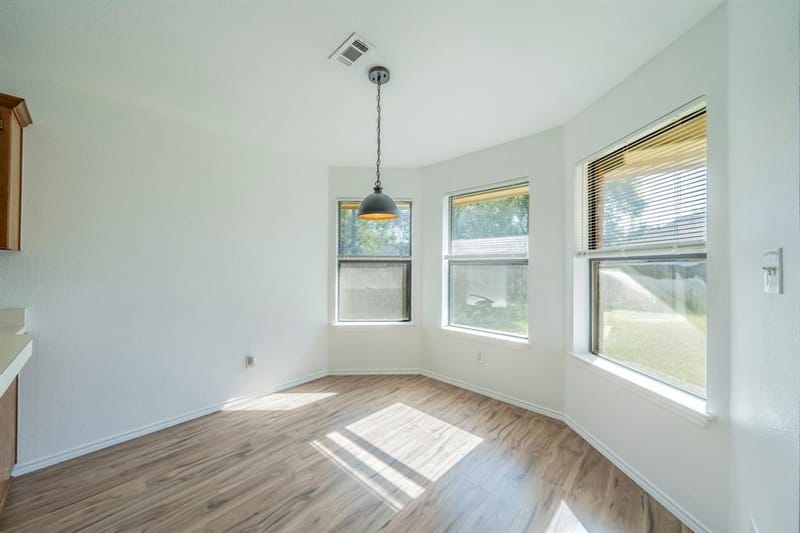 1507 Sunflower Lane, Granbury TX 76048 - Photo 14