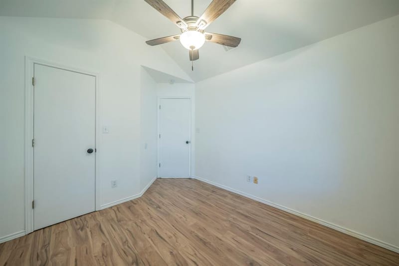 1507 Sunflower Lane, Granbury TX 76048 - Photo 24