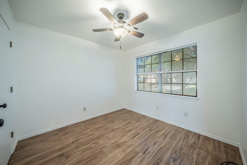 1507 Sunflower Lane, Granbury TX 76048 - Photo 20