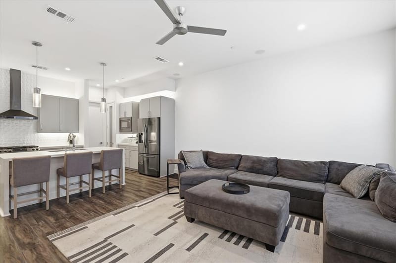 1813 Park Avenue # 106, Dallas TX 75215 - Photo 4