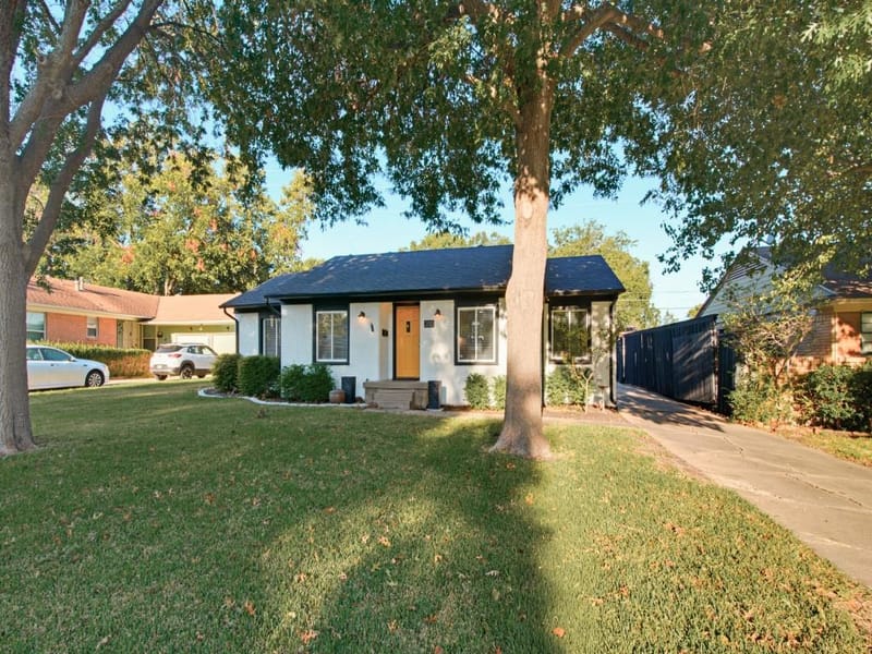 200 S Weatherred Drive, Richardson TX 75080 - Photo 3