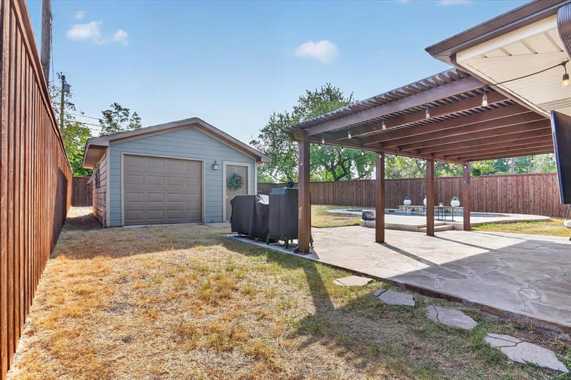 714 Hill City Drive, Duncanville TX 75116 - Photo 37