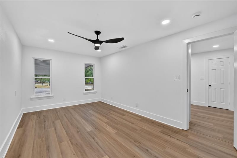 1607 Laura Road, River Oaks TX 76114 - Photo 23