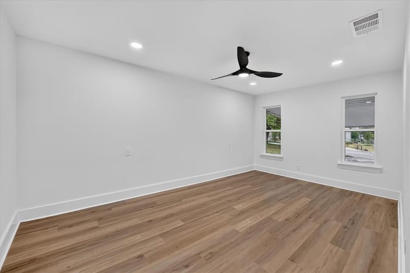 1607 Laura Road, River Oaks TX 76114 - Photo 22