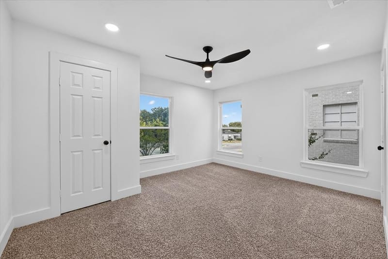 1607 Laura Road, River Oaks TX 76114 - Photo 14