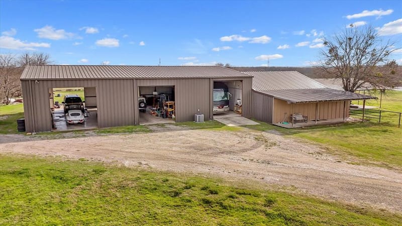 9711 Jim Christal Road, Krum TX 76249 - Photo 7