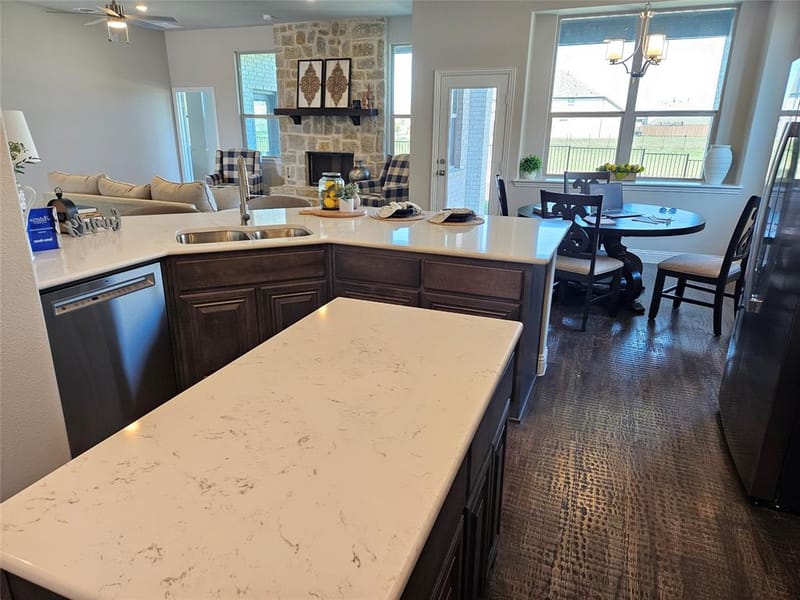 621 Majestic Oak Lane, Waxahachie TX 75165 - Photo 6