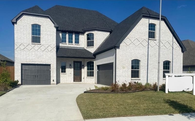 621 Majestic Oak Lane, Waxahachie TX 75165