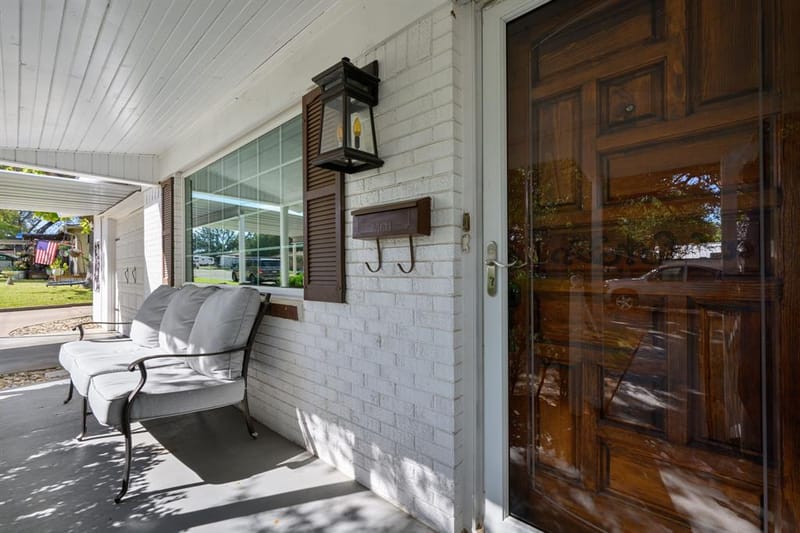 604 Crestview Drive, Granbury TX 76048 - Photo 7