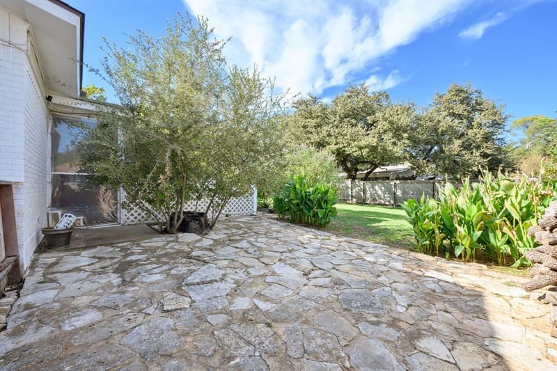 604 Crestview Drive, Granbury TX 76048 - Photo 30