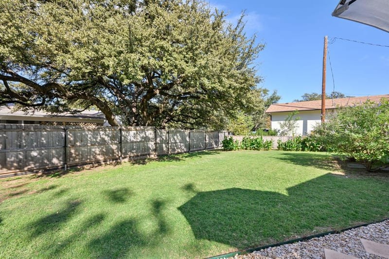 604 Crestview Drive, Granbury TX 76048 - Photo 29