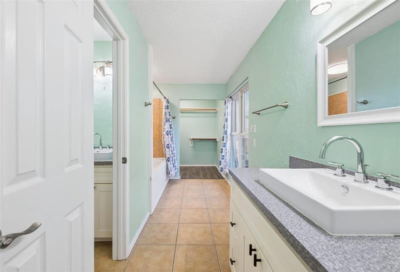 1331 Falcon Drive, Lewisville TX 75077 - Photo 26
