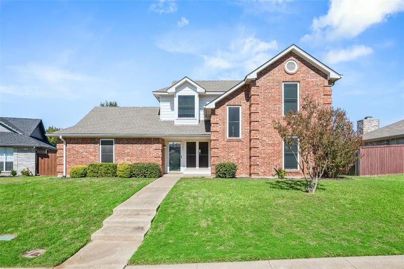 1331 Falcon Drive, Lewisville TX 75077