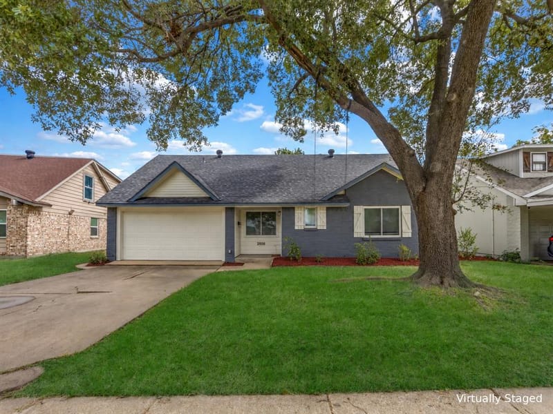 2808 Live Oak Drive, Mesquite TX 75150
