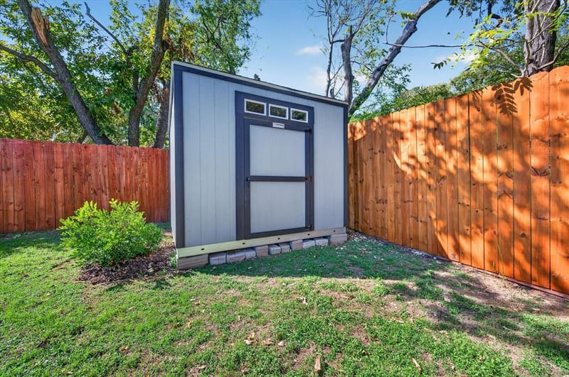721 Owensons Drive, Dallas TX 75224 - Photo 30