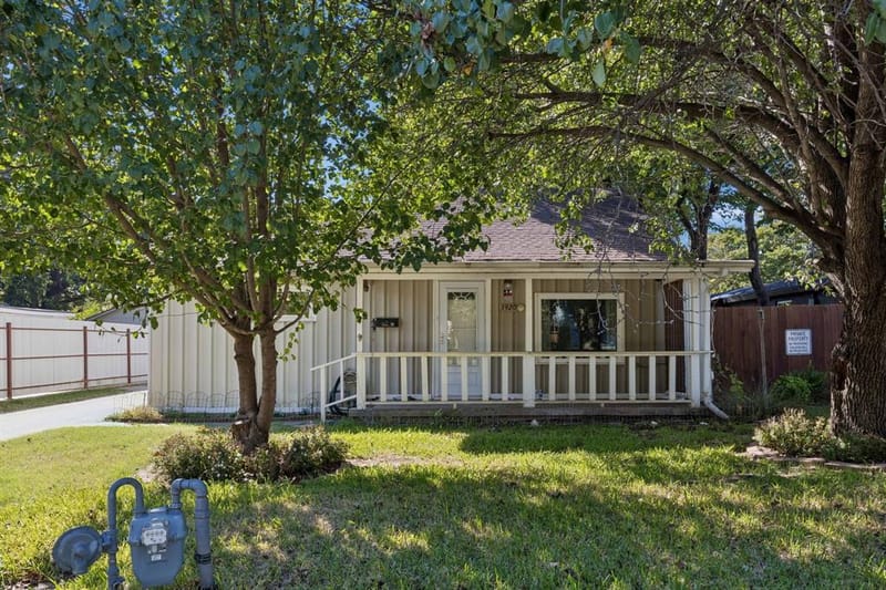 3920 Hollis Street, Haltom City TX 76111
