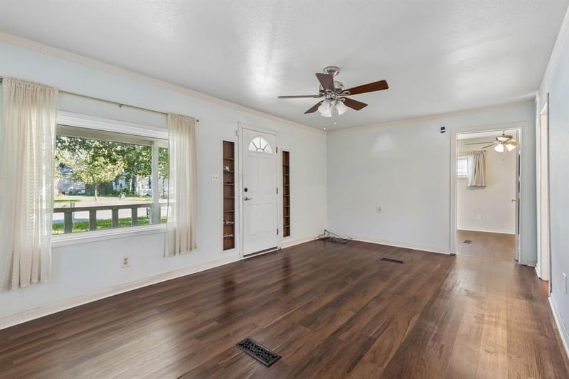 3920 Hollis Street, Haltom City TX 76111 - Photo 4