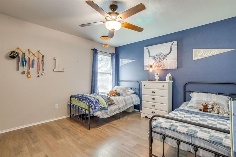 4002 Sapphire Lane, Granbury TX 76049 - Photo 23