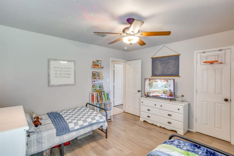 4002 Sapphire Lane, Granbury TX 76049 - Photo 26