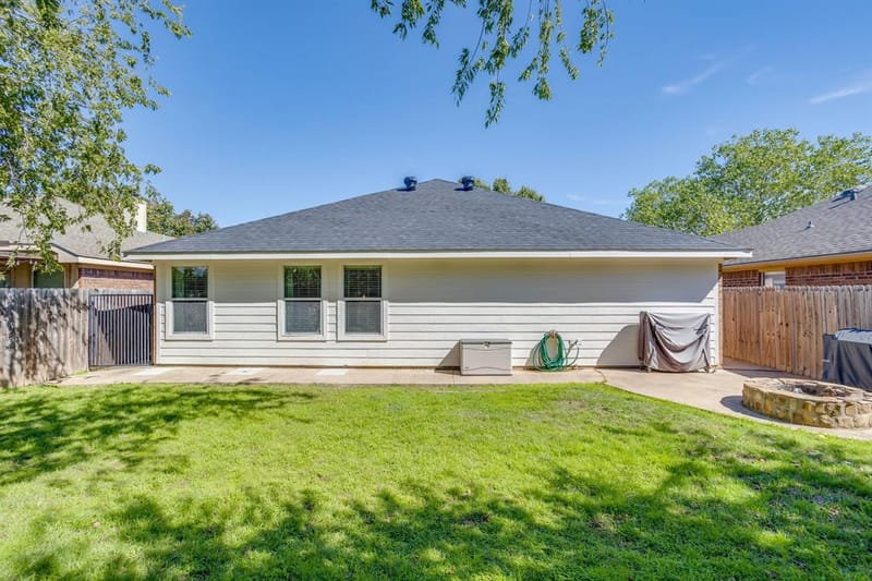 4002 Sapphire Lane, Granbury TX 76049 - Photo 38