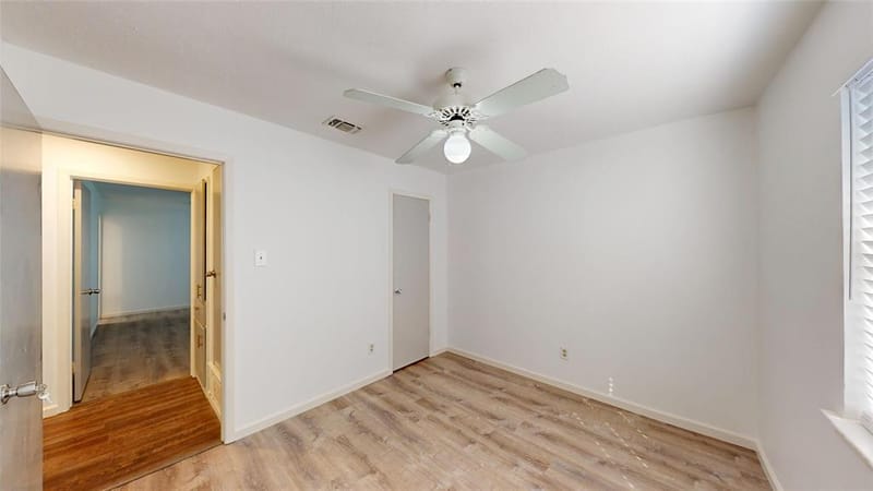 6321 Solona Circle N, Haltom City TX 76117 - Photo 20