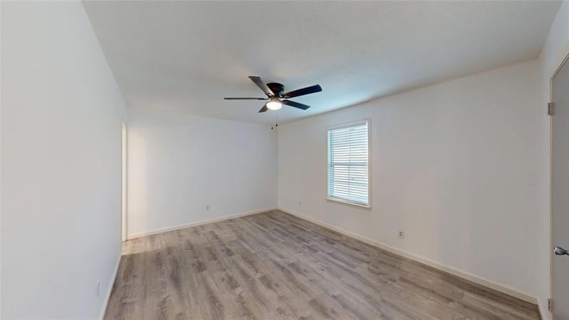 6321 Solona Circle N, Haltom City TX 76117 - Photo 14