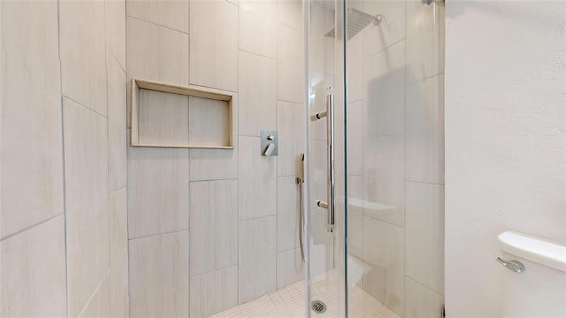 6321 Solona Circle N, Haltom City TX 76117 - Photo 18