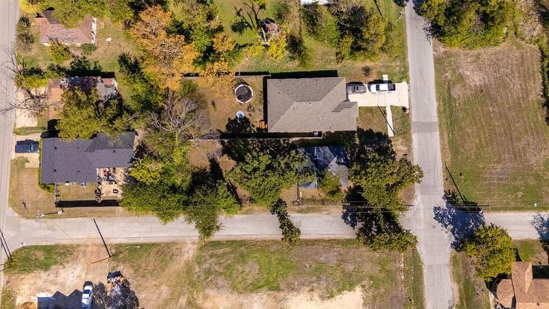 926 S Frances Street, Terrell TX 75160 - Photo 2