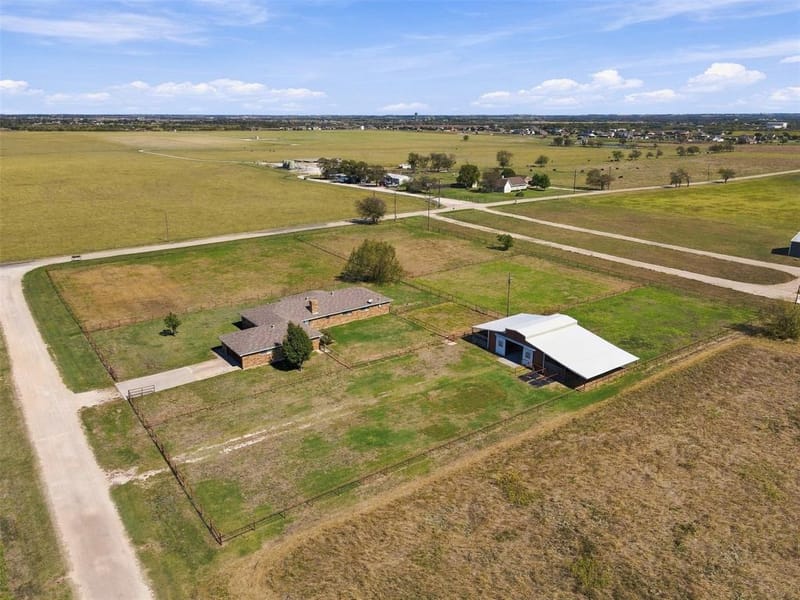 781 January Lane, Ponder TX 76259 - Photo 2