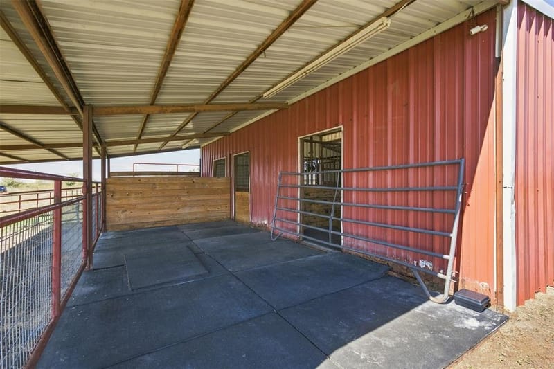 781 January Lane, Ponder TX 76259 - Photo 37