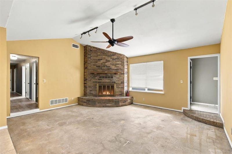 781 January Lane, Ponder TX 76259 - Photo 11