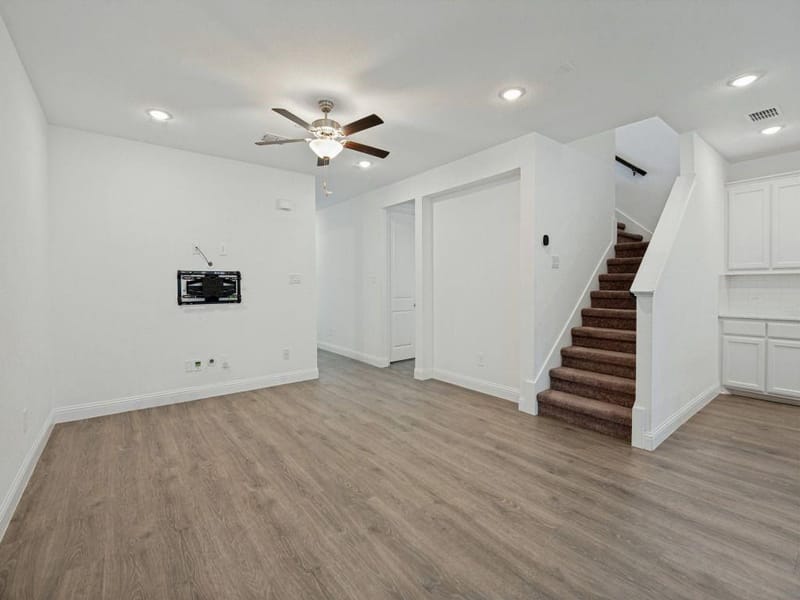 1024 Thomas Place, Carrollton TX 75006 - Photo 11
