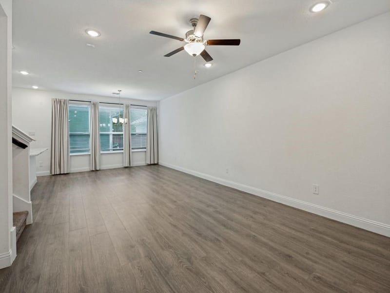 1024 Thomas Place, Carrollton TX 75006 - Photo 8