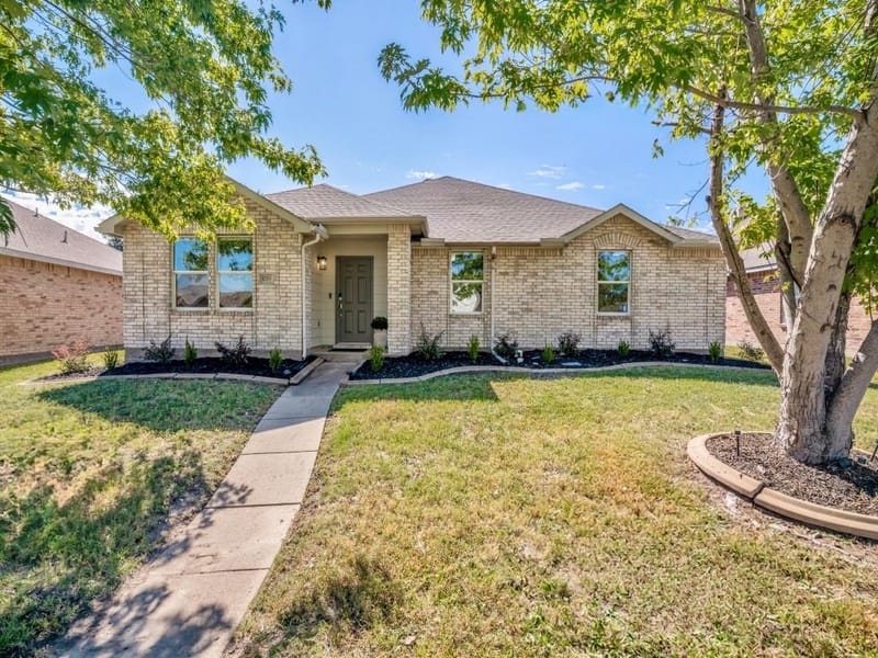 1728 Harvest Crossing Drive, Wylie TX 75098 - Photo 2
