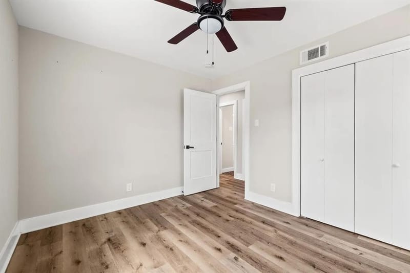 8635 Strathmore Drive, Dallas TX 75238 - Photo 16