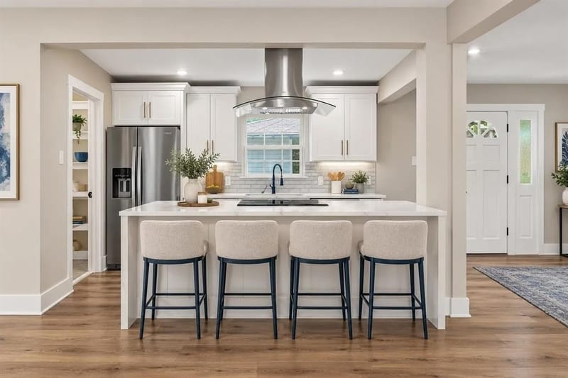 8635 Strathmore Drive, Dallas TX 75238