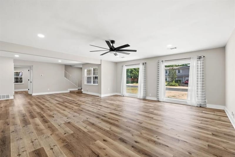 8635 Strathmore Drive, Dallas TX 75238 - Photo 10