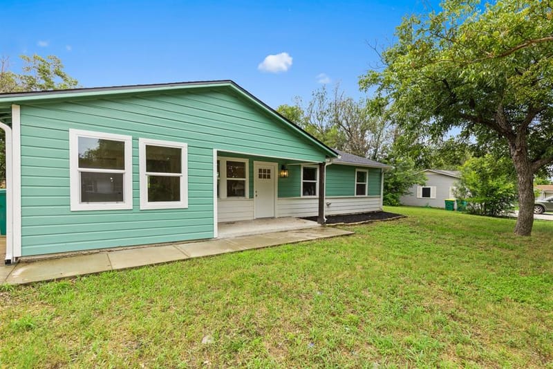 310 Lawndale Street, Waco TX 76706 - Photo 5