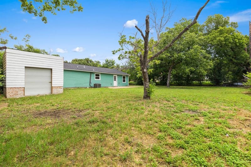 310 Lawndale Street, Waco TX 76706 - Photo 31