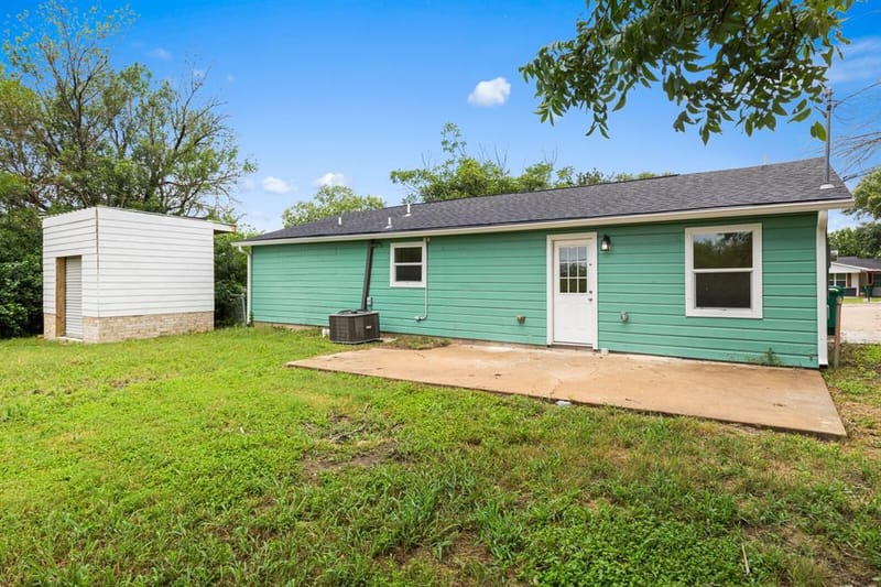 310 Lawndale Street, Waco TX 76706 - Photo 29