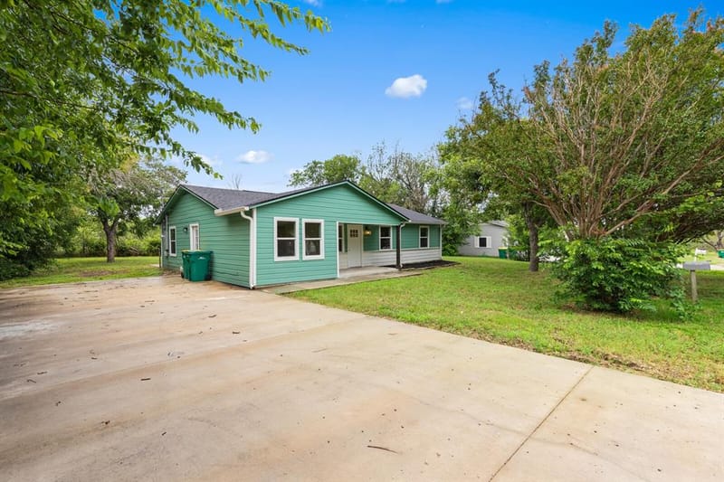 310 Lawndale Street, Waco TX 76706 - Photo 4
