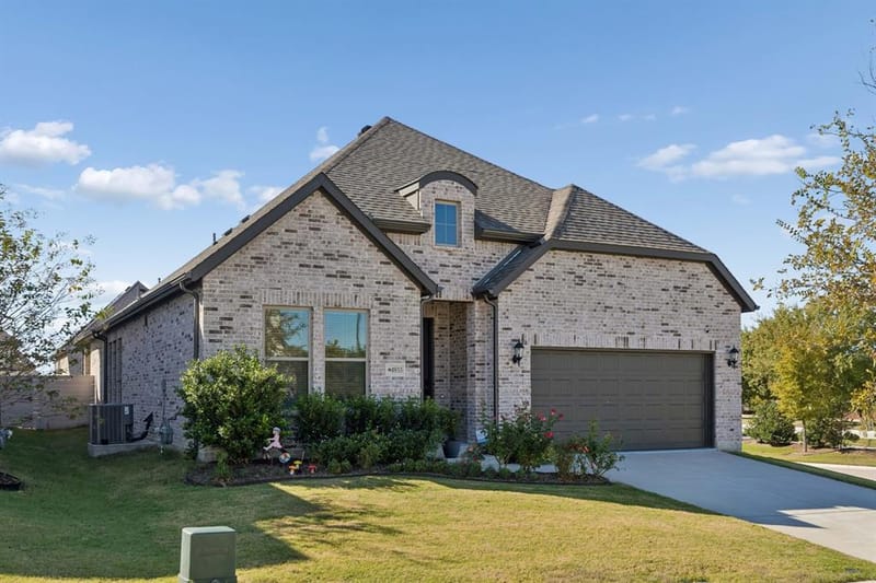 4933 Night Sky Drive, McKinney TX 75071 - Photo 2