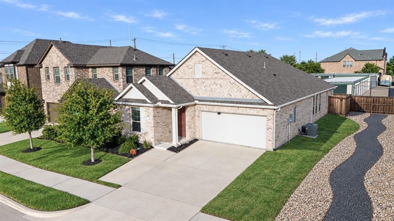 4840 Garner Drive, Carrollton TX 75010 - Photo 7