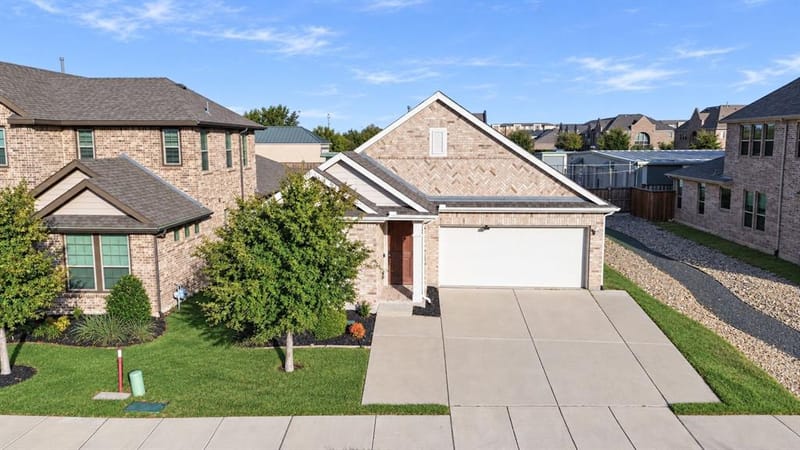 4840 Garner Drive, Carrollton TX 75010 - Photo 8