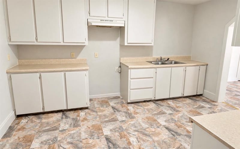 511 SW 3rd Street, Mineral Wells TX 76067 - Photo 10