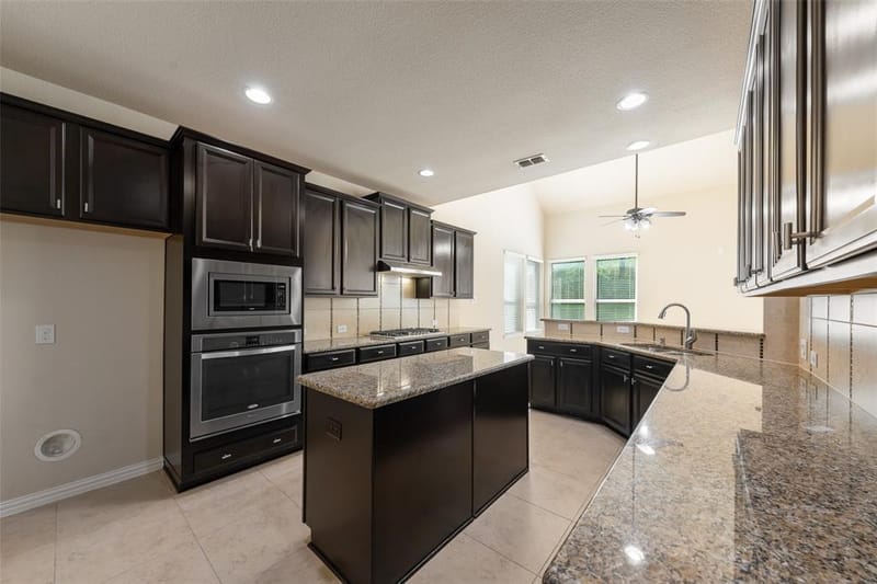 1704 Hickory Chase Circle, Keller TX 76248 - Photo 19