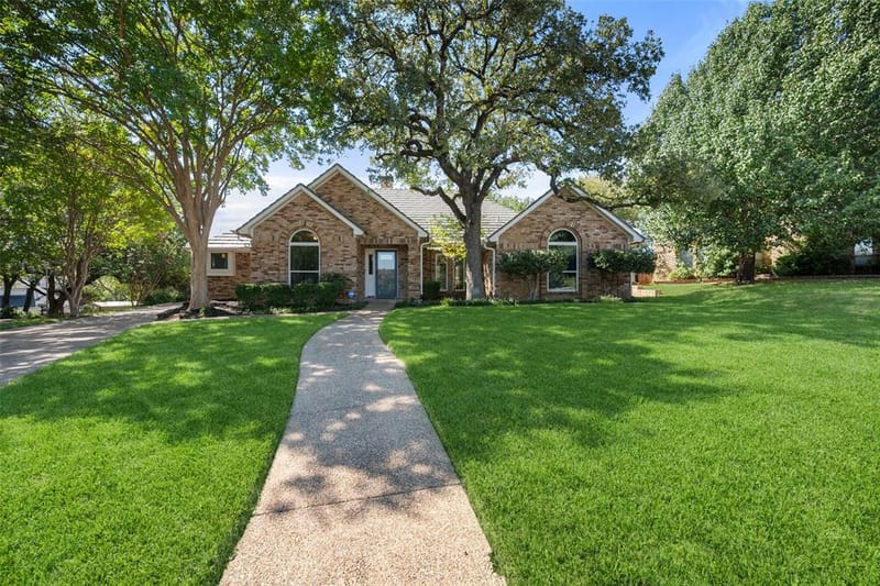 8800 Rolling Springs Court, Fort Worth TX 76120 - Photo 36