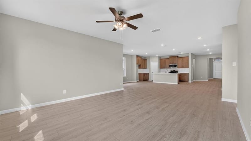 126 BLACKBRUSH Court, Rhome TX 76078 - Photo 4