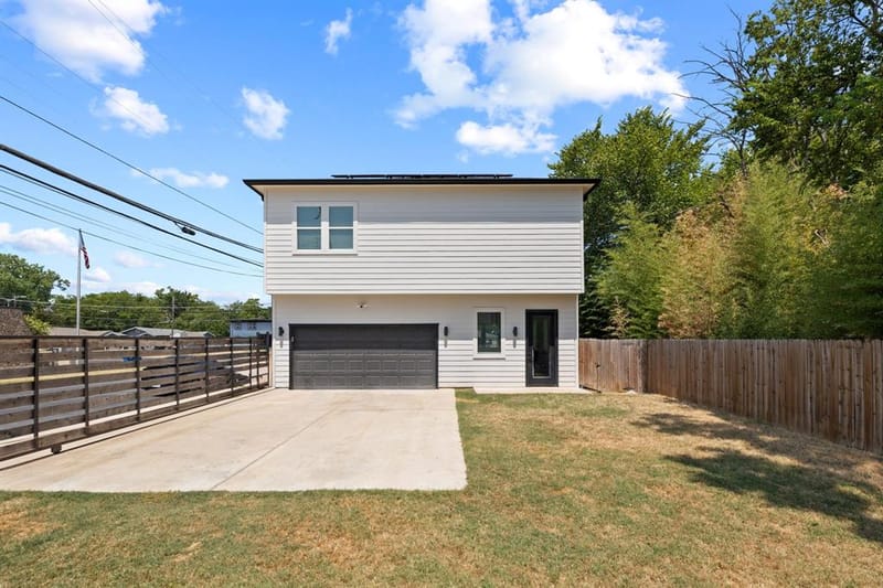 2502 Elsie Faye Heggins Street, Dallas TX 75215 - Photo 19