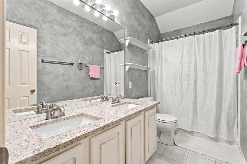 1320 Pinehurst Drive, Lewisville TX 75077 - Photo 22